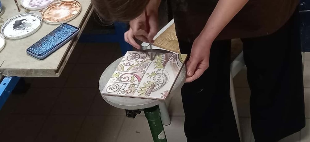 Picture 2 for Activity Amalfi Coast: Majolica decoration class in Vietri sul Mare