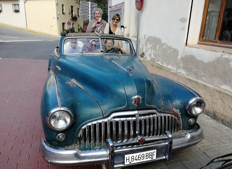 Picture 3 for Activity Montserrat Classic Car Tour of Barcelona and Montserrat