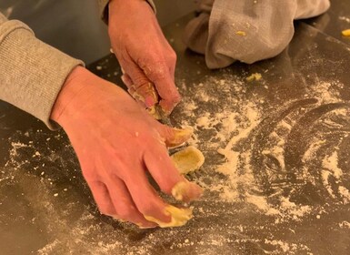 Rome : Pâtes et Classe Tiramisu avec vin fin par le Vatican