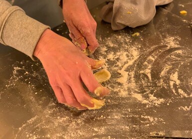 Rome : Cours de pâtes et de Tiramisu avec du vin fin au Vatican