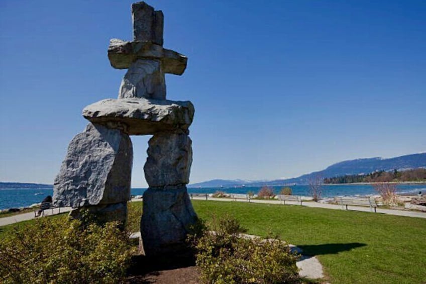 Stanley Park Seawall E-scooter Rental with Self Guided map