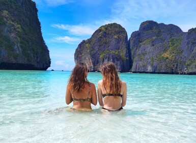 Phi Phi: Halve dag speedboottocht naar Maya Bay met snorkel