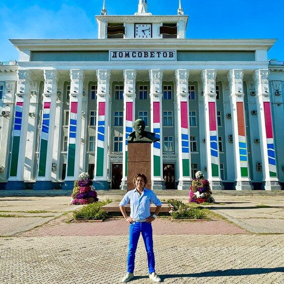 Picture 9 for Activity Chisinau:Transnistria Soviet Era& Castle Mimi Winery by car