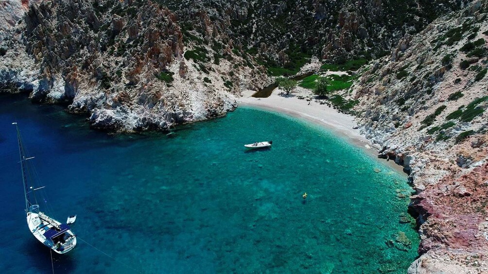 From Sifnos: Kimolos and Poliegos Tour with Swimming