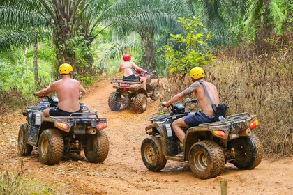 Phuket Tur ATV dengan Pemandangan Laut dan Kuil Buddha Besar