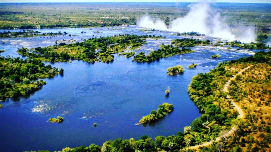 Victoria Falls : Must Do Guided Tour of Victoria Falls
