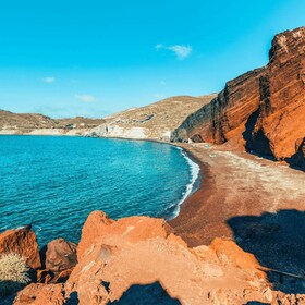 Private Cruise to Caldera & Hot Springs - Santorini