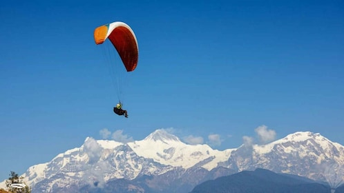 Aventura en parapente en Pokhara: impresionantes fotos y videos