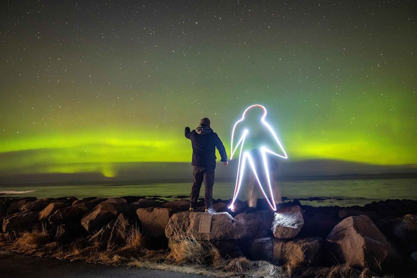 Reykjavik: Northern Lights Hunting and Professional Photos