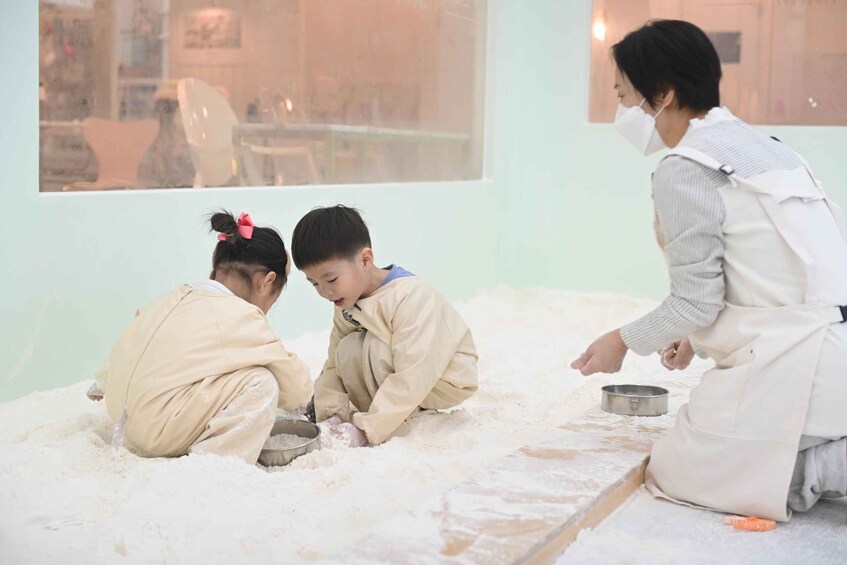 Picture 4 for Activity Hello Millgaru(Flour): Yeongdeungpo - Like Korean Kids