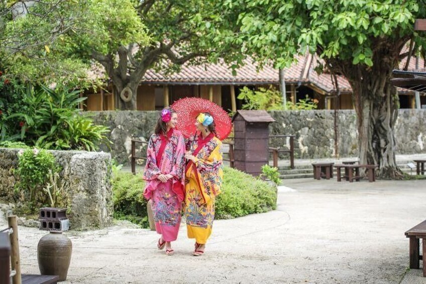 Okinawa World（Limestone Cave）& War Memorial Sites Tour