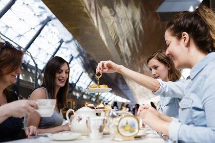 London: Entrébillet til Cutty Sark & Afternoon Tea