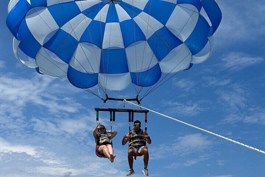 Sky High Parasailing from Marina Cafe in Destin Florida