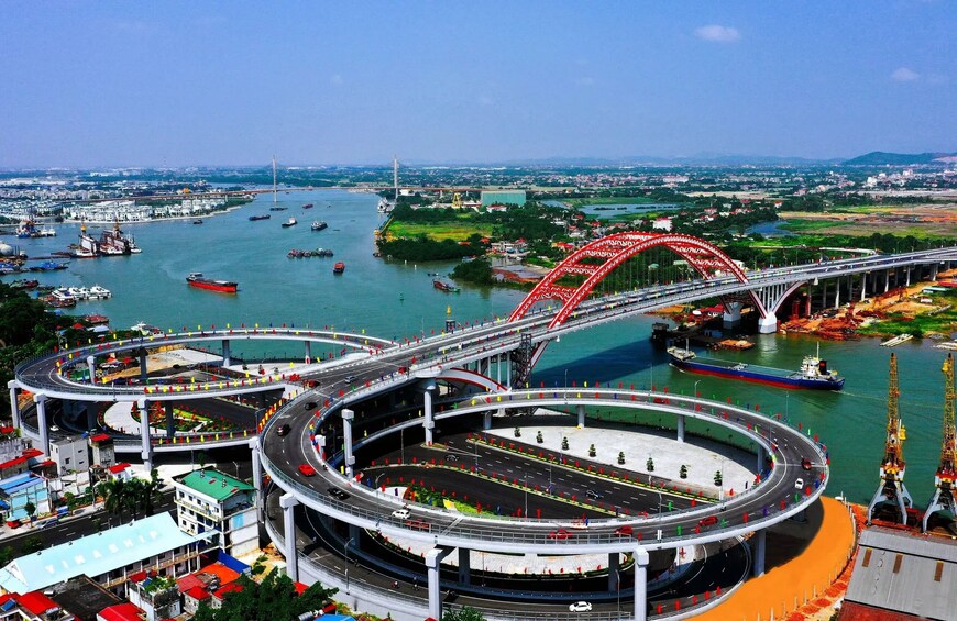 Shore Excursion Explore Hai Phong Highlights Du Hang Pagoda Markets