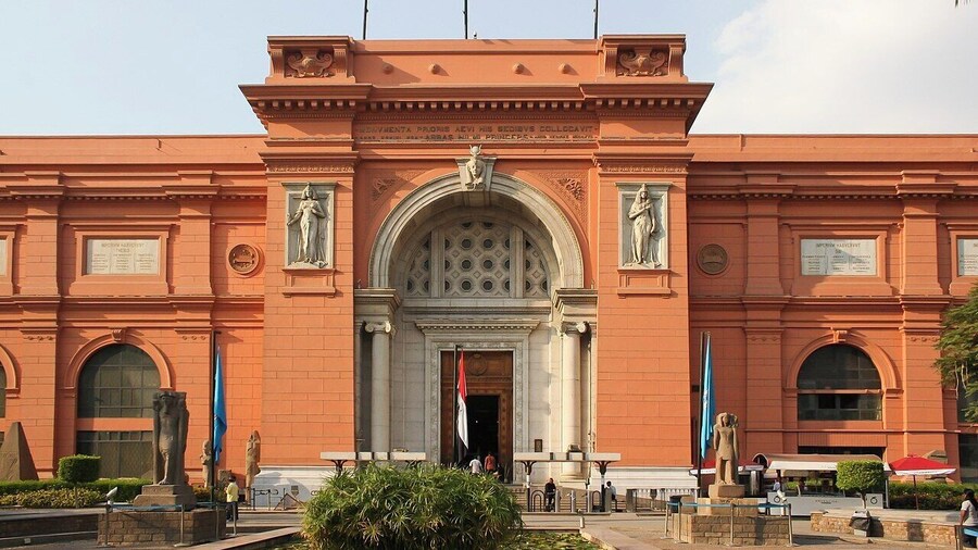 Tour To Pyramids, The Egyptian Museum, Khan Khalili Bazaar