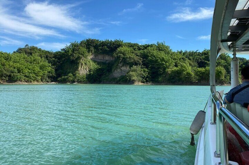 Wushantou reservoir boat ride