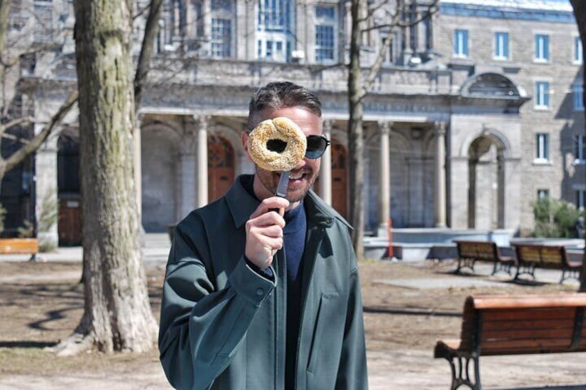 2 hour Tour of The Montreal Bagel