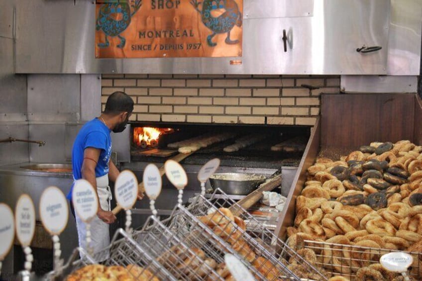 2 hour Tour of The Montreal Bagel