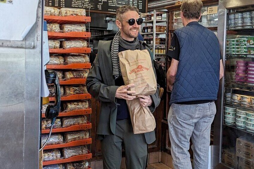 2 hour Tour of The Montreal Bagel