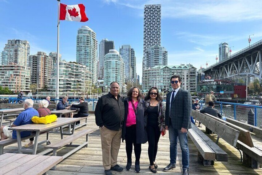 Private Guided Grand City Tour in Vancouver