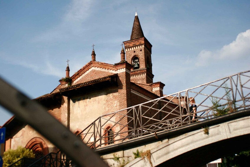 Picture 4 for Activity Milan: Navigli District Guided Canal Cruise