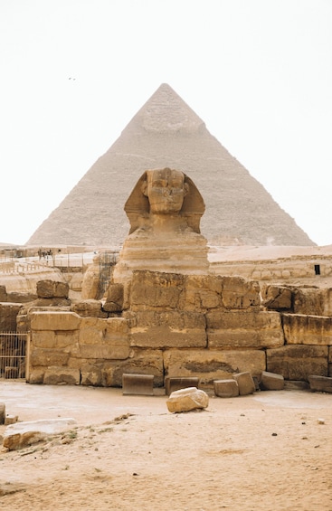 Giza Pyramids, The Egyptian Museum, Cairo Citadel and El Khan Bazaar in Cai