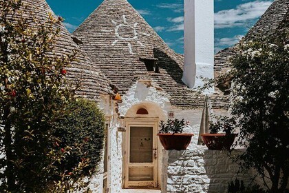 Trulli Treasures: Discovering Alberobello