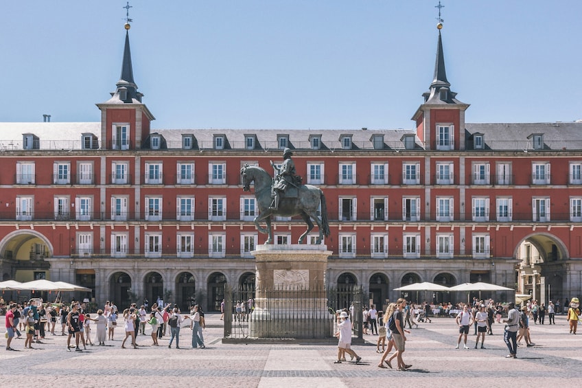 Highlights of Madrid Walking Tour