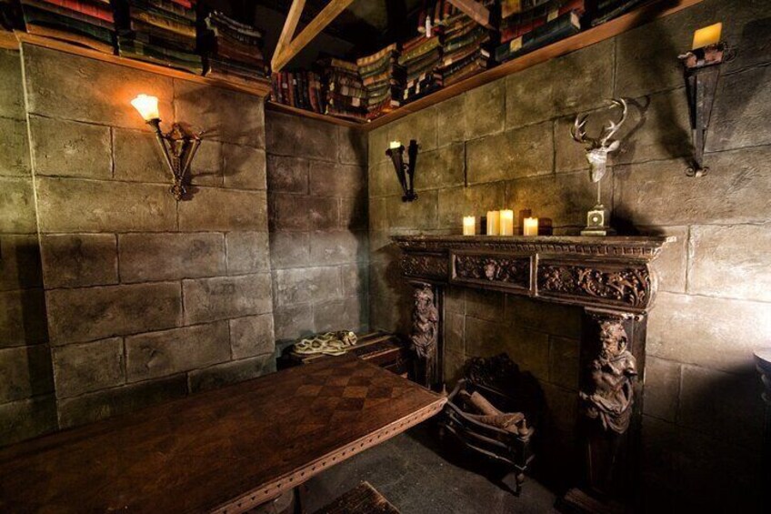 Fireplace in the Merlin's Magic Academy escape room