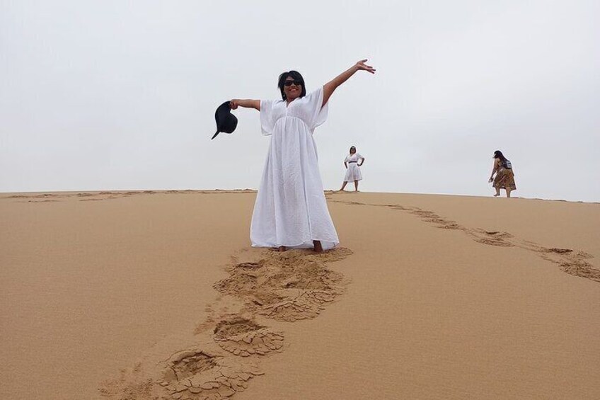 Sandwich Harbour 4x4 Tours at Walvisbay, Namibia