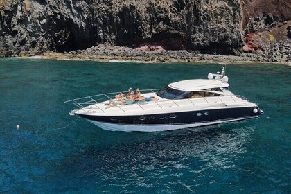 Luxury Yacht 4 hours in Madeira