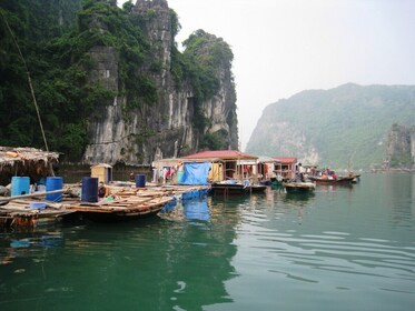 Historisches & kulturelles Dorf Quang Yen Halbtagestour von der Halong-Buch...