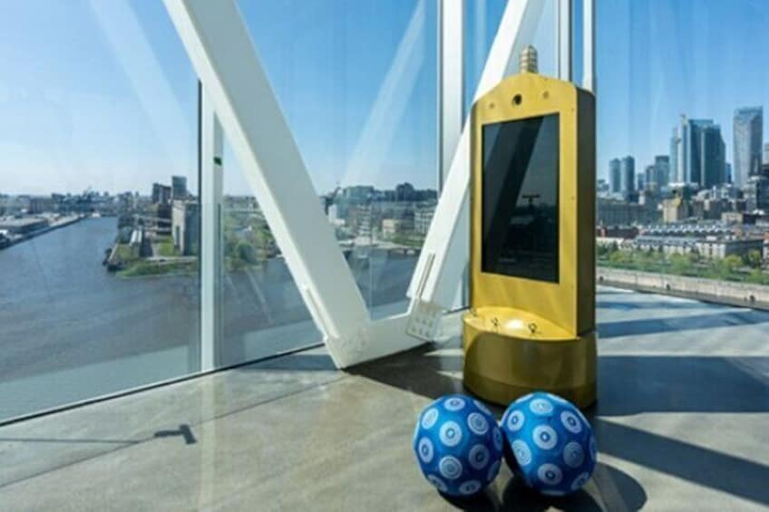 Interactive buoy