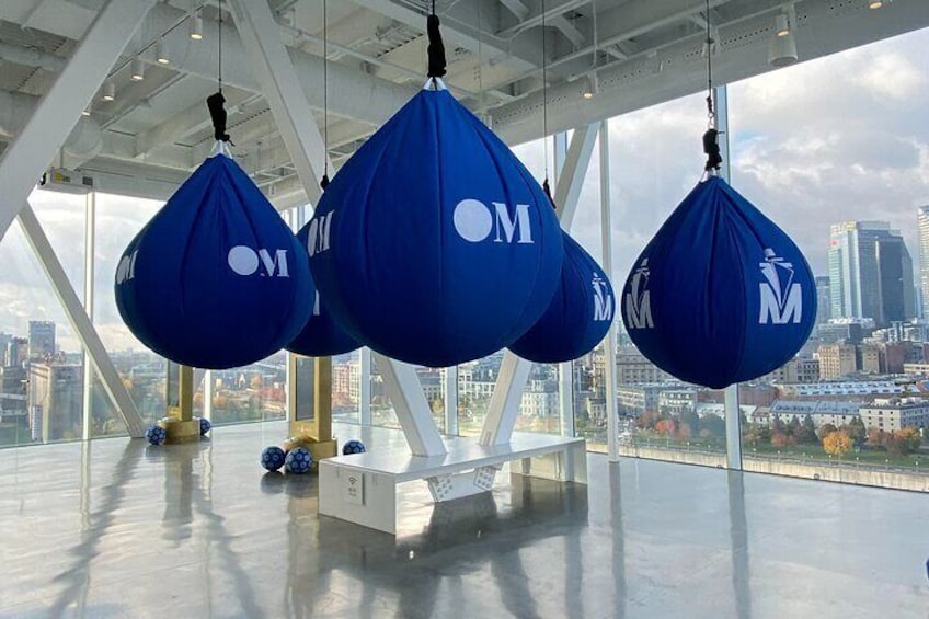 Musical balloons