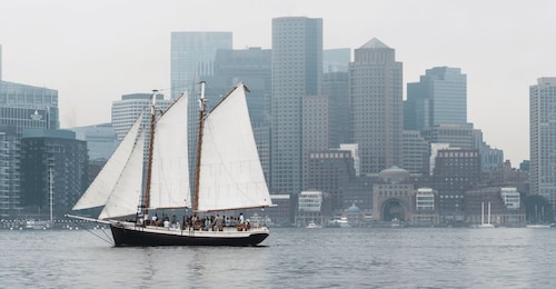 Boston: Sunday Pastries & Prosecco on Boston Harbour