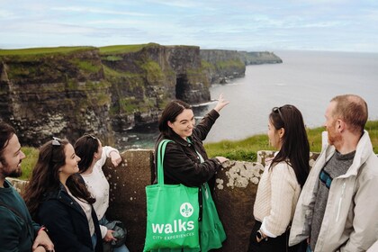 Perjalanan Sehari Kelompok Kecil Tebing Moher & Galway dari Dublin