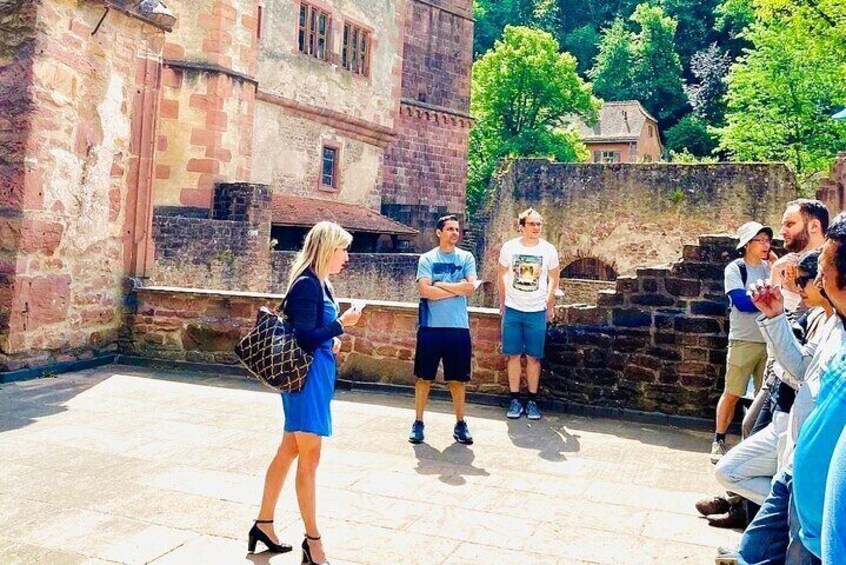 Visit the Heidelberg Castle with Professional Tourist Guide