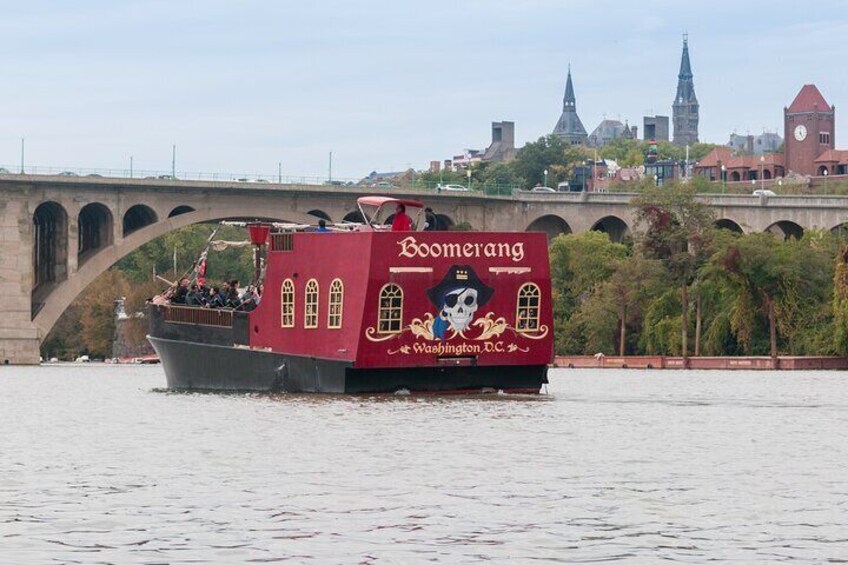 Shared Sightseeing Boat Tour in Washington