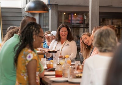 Charleston: Small Group Food Tour – Savor the Flavors