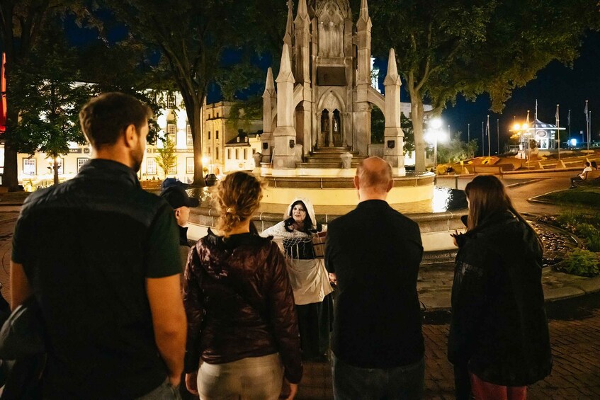Picture 8 for Activity Quebec Interactive Street Theatre: "Crimes in New France"