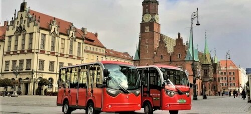 Wroclaw : 2 heures d'électricité privée excursion en bus avec guide ou ruba...