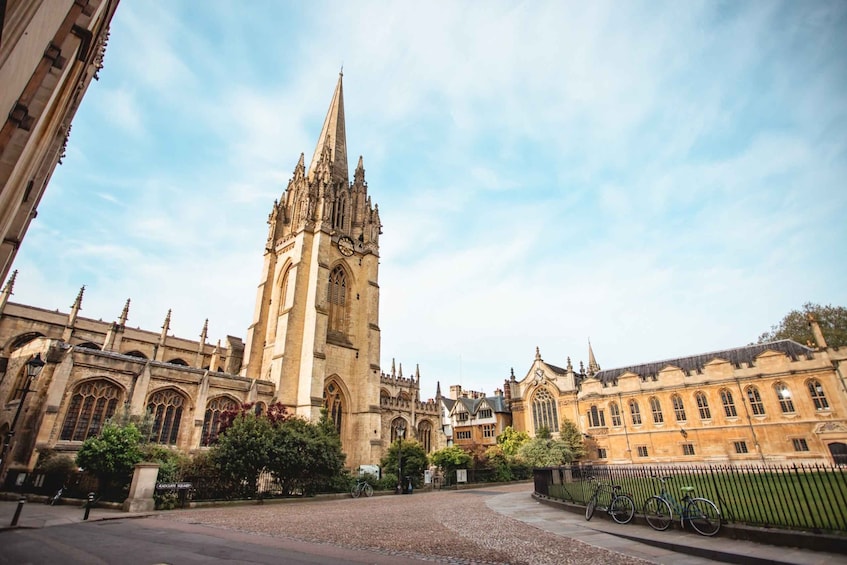 Picture 4 for Activity From London: Oxford, Stratford & Cotswolds Guided Day-Trip