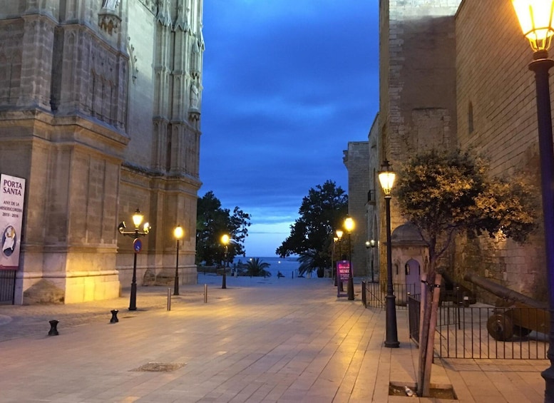Picture 7 for Activity Palma Old Town Sunset Tour and Food Tastings