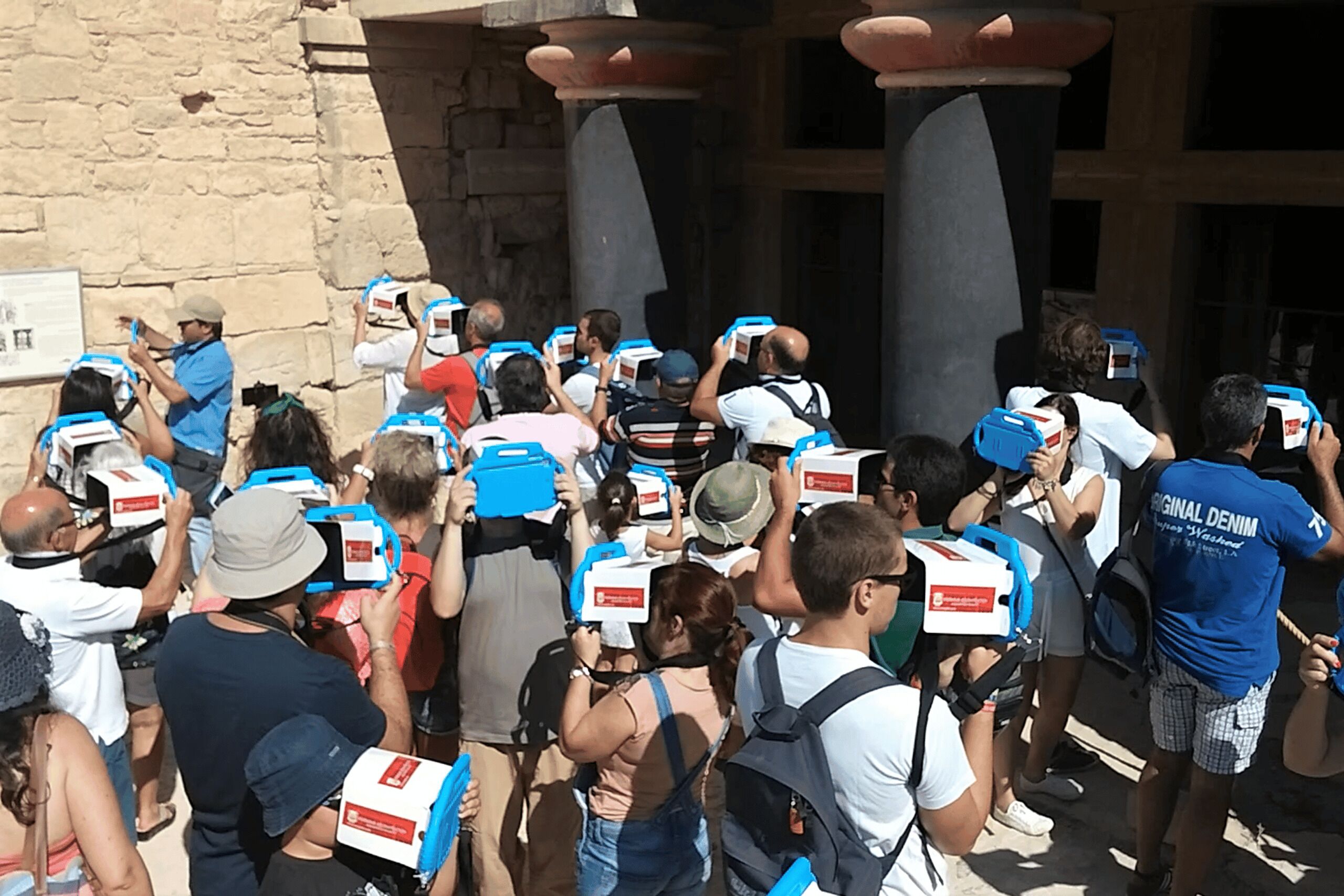 Heraklion: Palace of Knossos 3D Virtual Audio Tour by Tablet