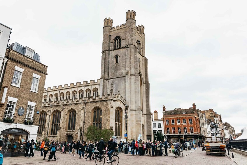 Picture 3 for Activity Cambridge: Alumni-Led Walking Tour w/opt Kings College Entry