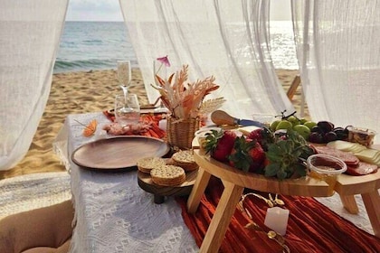 2 Hour Luxury Beachside Picnic in Rincon