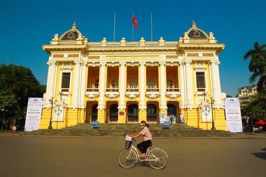Discover Hanoi Culinary Foodie Trail & Cultural Full-Day Tour