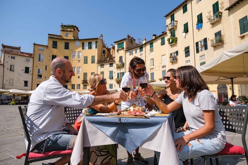 Picture 2 for Activity Lucca: Aperitivo Evening Food and Wine Tour