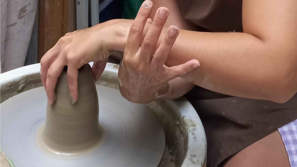 Picture 2 for Activity Vietri sul Mare: Ceramics workshop with the pottery lathe