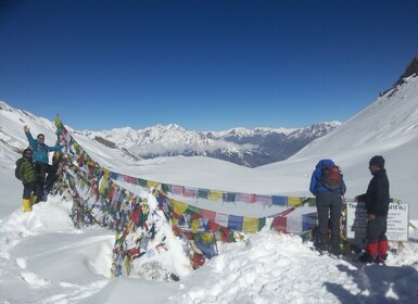 Sirkuit Annapurna melalui Danau Tilicho - 17 Hari